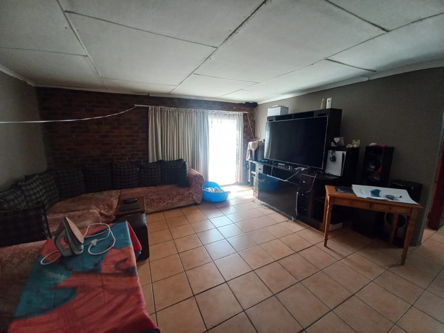 7 Bedroom Property for Sale in Vaal Power A H Free State